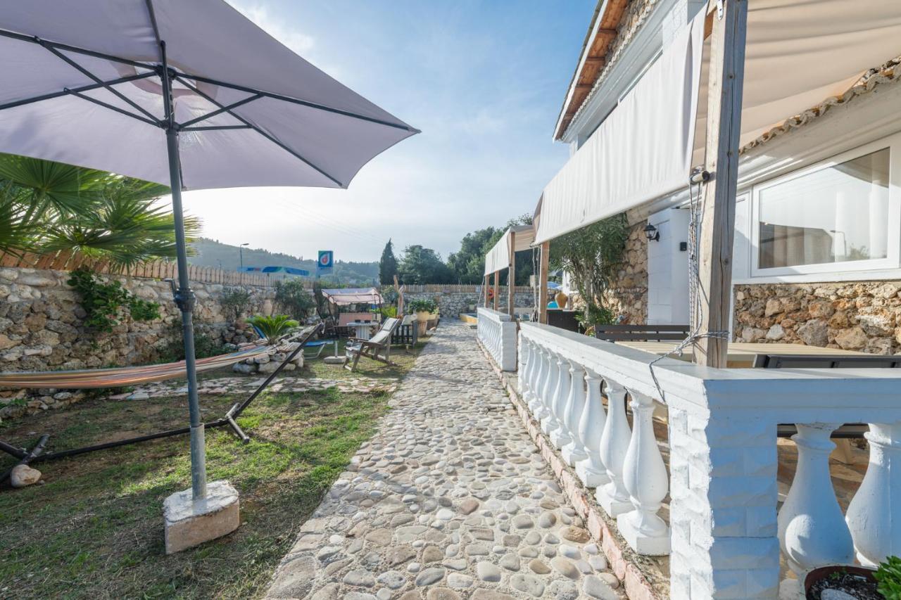 Stelios Stone House Sinarades Villa Kouramádes Eksteriør billede