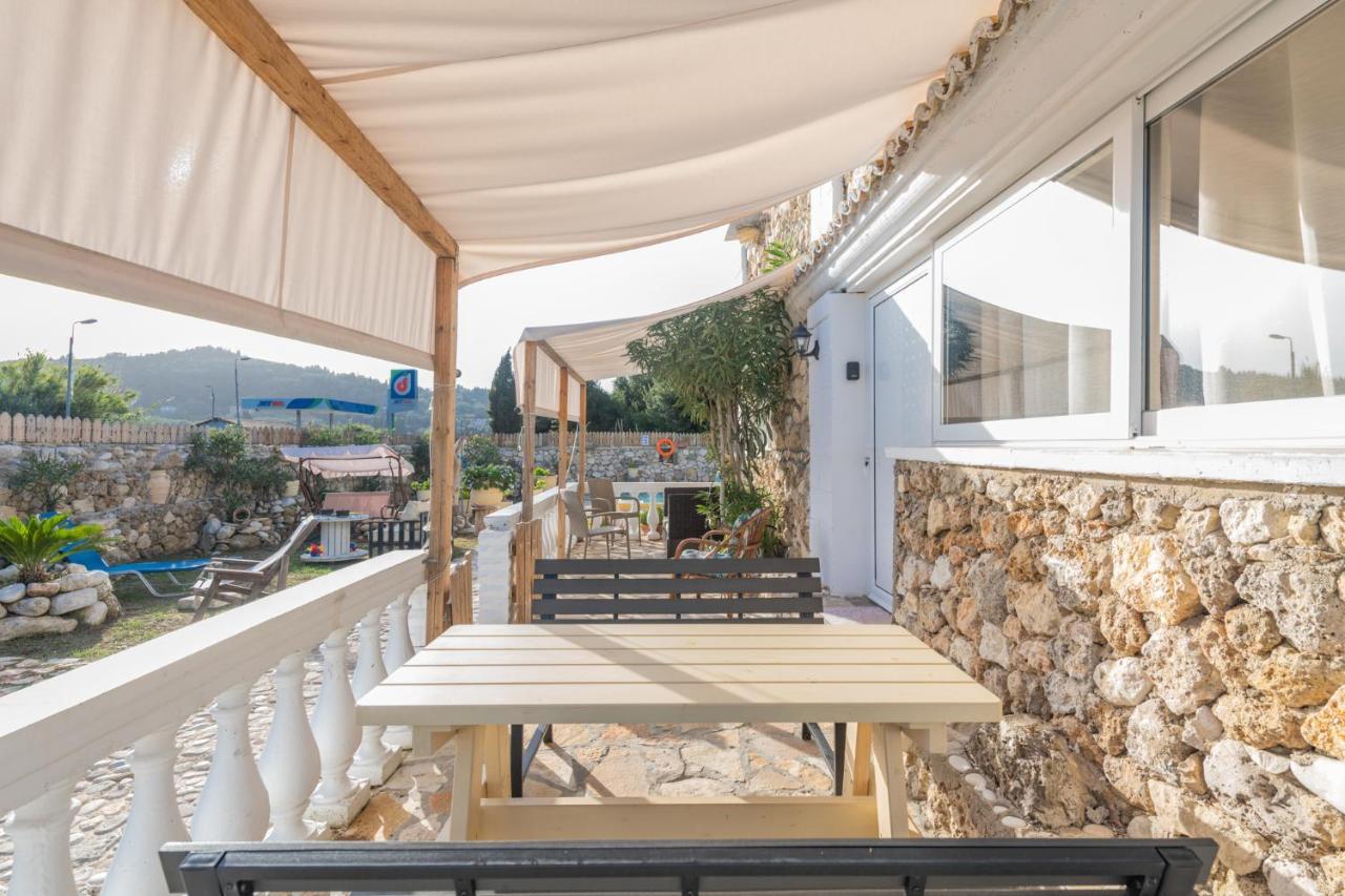 Stelios Stone House Sinarades Villa Kouramádes Eksteriør billede